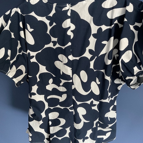 Anthropology Mignon Doo NWOT  Top in Size M - Picture 2 of 6